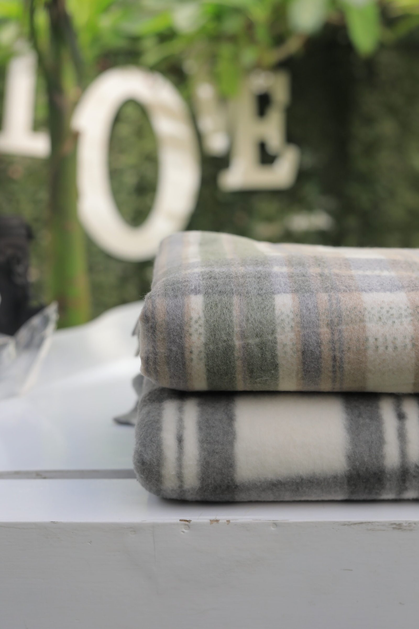 سكارفات مخططة